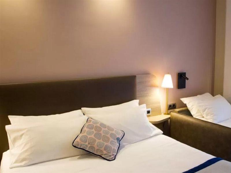 德塞维涅3*Parigi